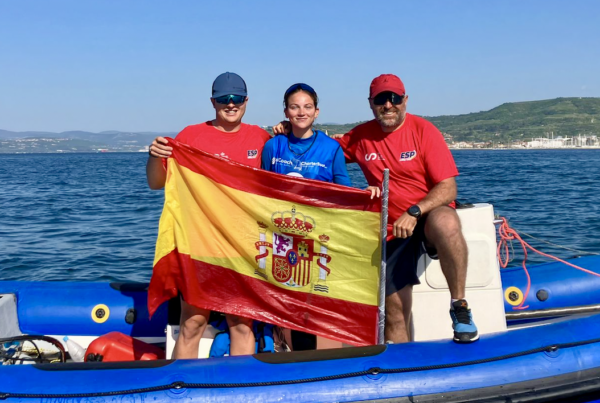 Gabriela Morell con Joaquín Cores y Marcos Plomer, entrenadores del equipo nacional.