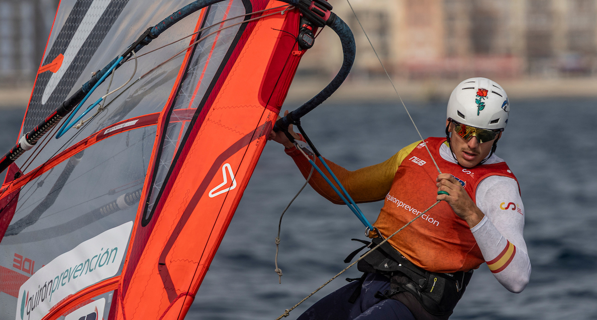 España afronta el Mundial Sub 23 de iQFOiL con olímpicos y jóvenes promesas del equipo 2032