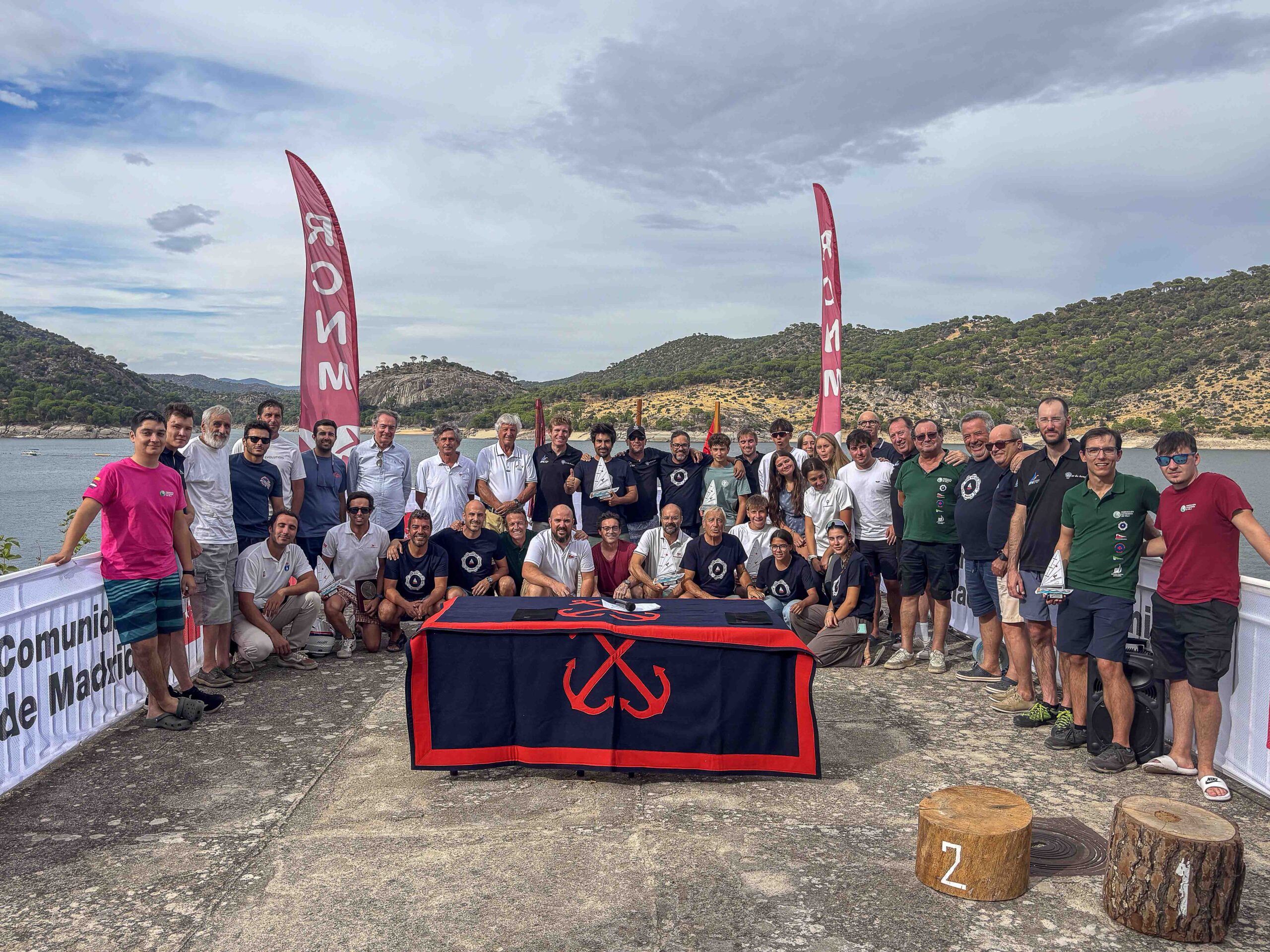 Miguel Martínez, Sara Martín y Gastón Cruz, campeones de la Copa de España ILCA de Aguas Interiores