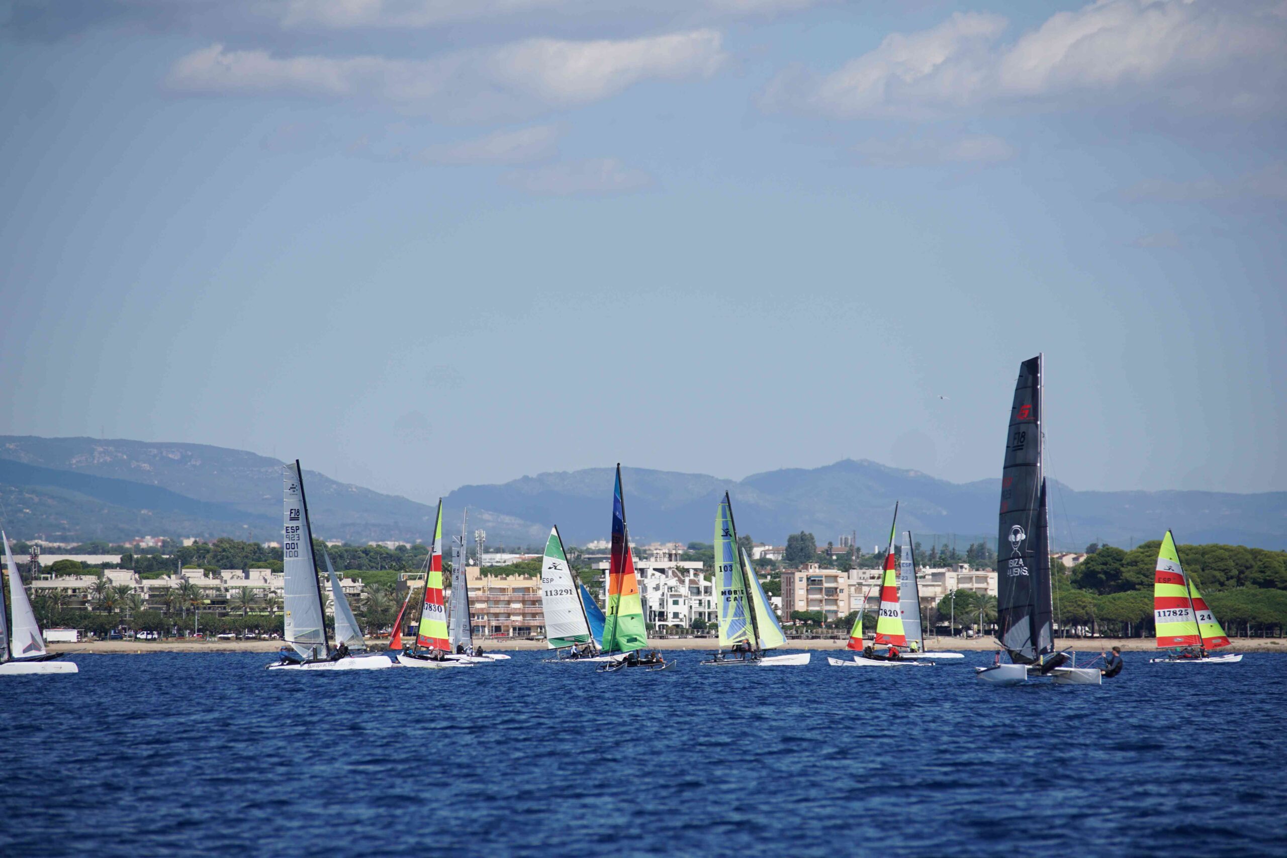 Calavia, Rivas/Sánchez y Guareschi/Cendra, nuevos campeones de España de Catamarán en Cambrils